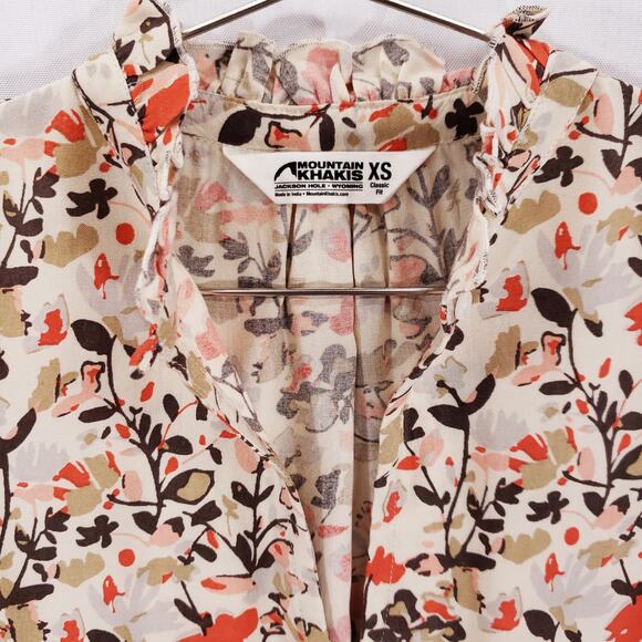 Mountain Khakis Shirt Womens Extra Small Cream Floral Ruffle Neck Keyhole Top - Picture 3 of 9